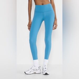 Aritzia butter leggings